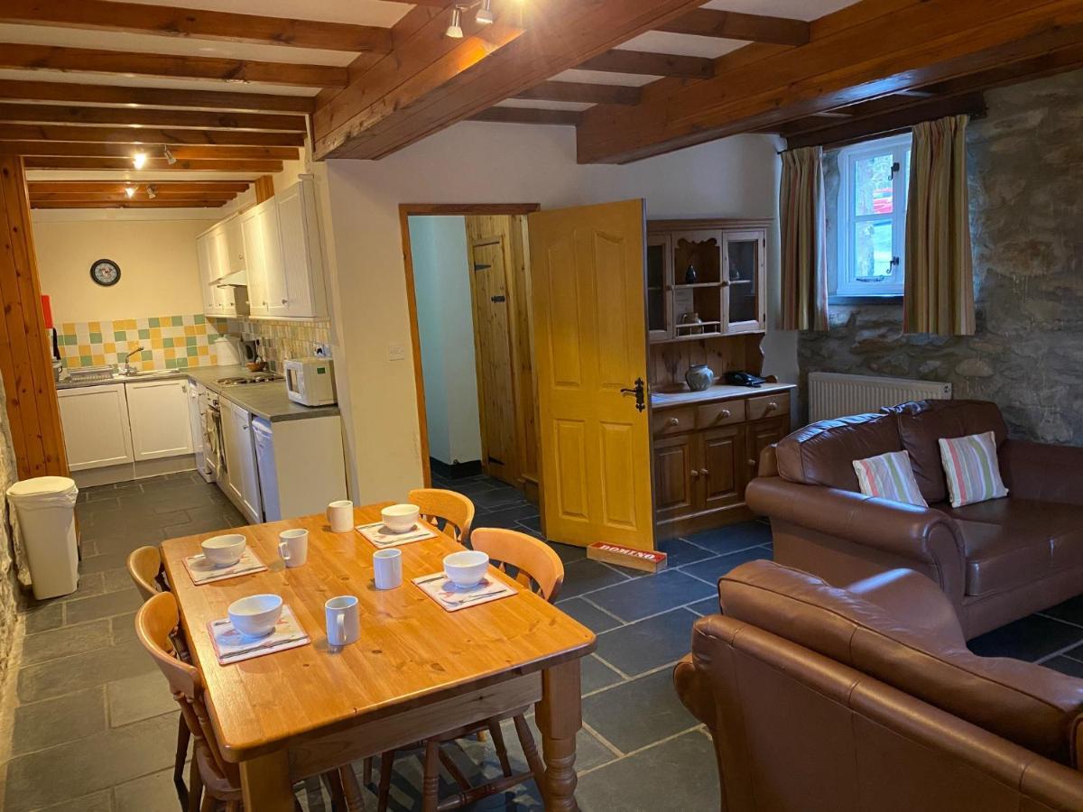 Gellifawr Woodland Retreat Hotel Pontfaen Luaran gambar