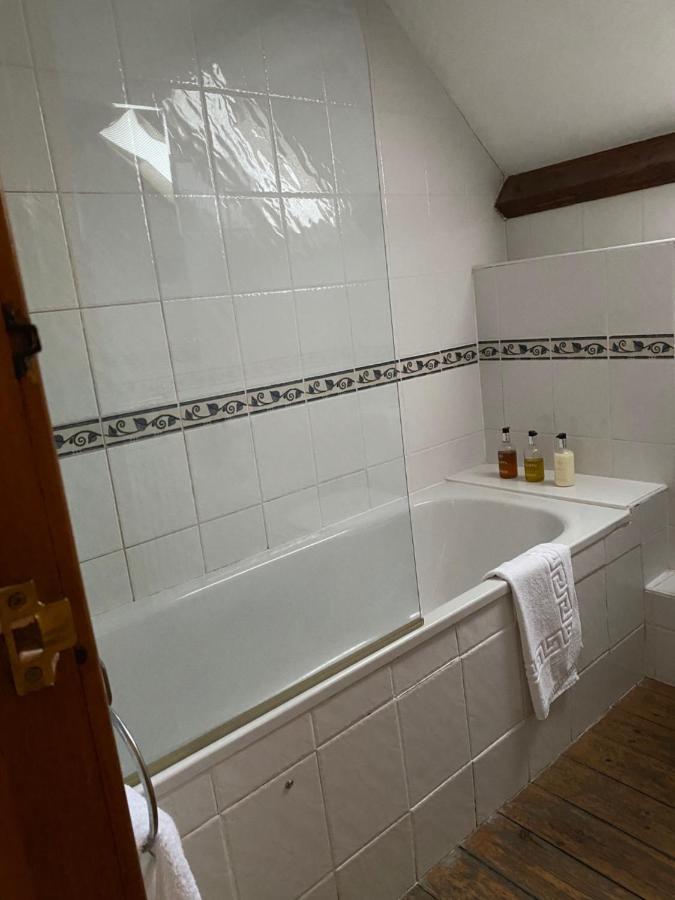 Gellifawr Woodland Retreat Hotel Pontfaen Luaran gambar