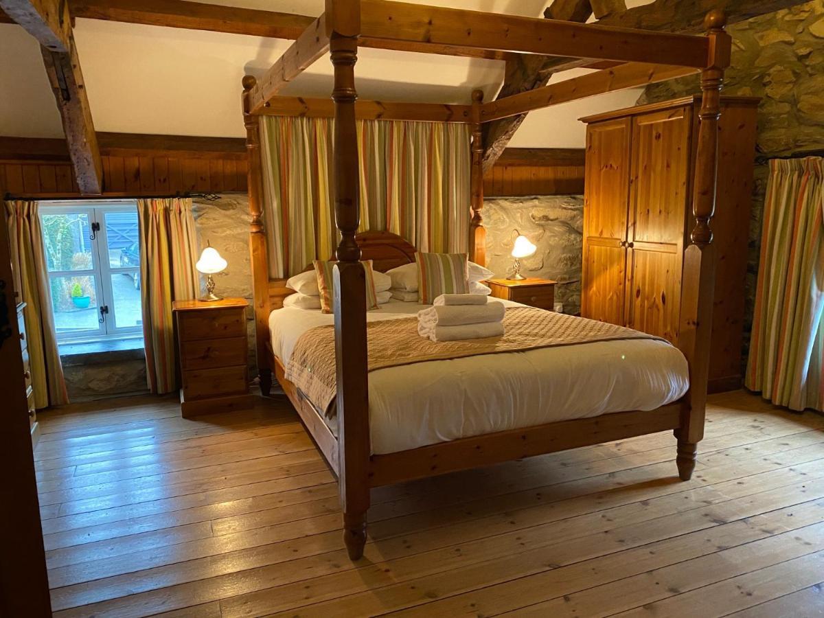 Gellifawr Woodland Retreat Hotel Pontfaen Luaran gambar