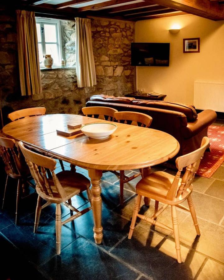 Gellifawr Woodland Retreat Hotel Pontfaen Luaran gambar